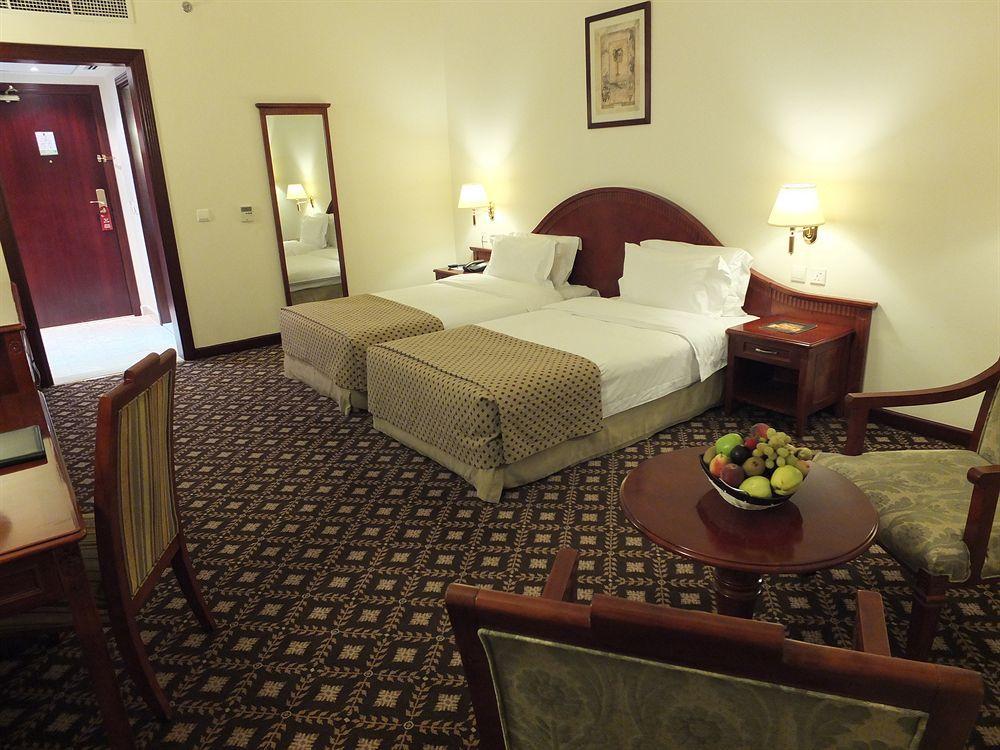 Gloria Hotel Doha Exterior foto